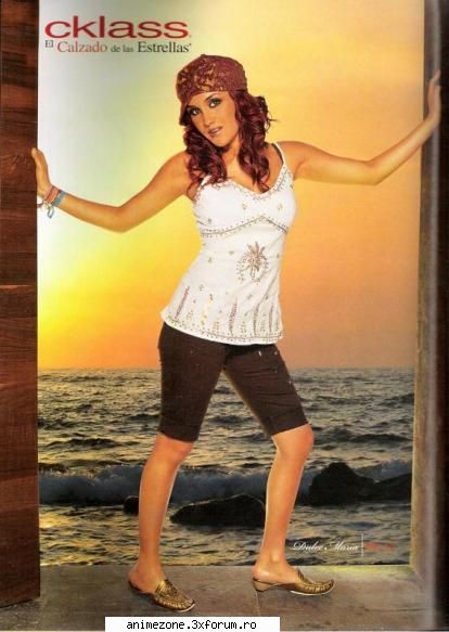 dulce maria: poze cu trupele voastre preferate